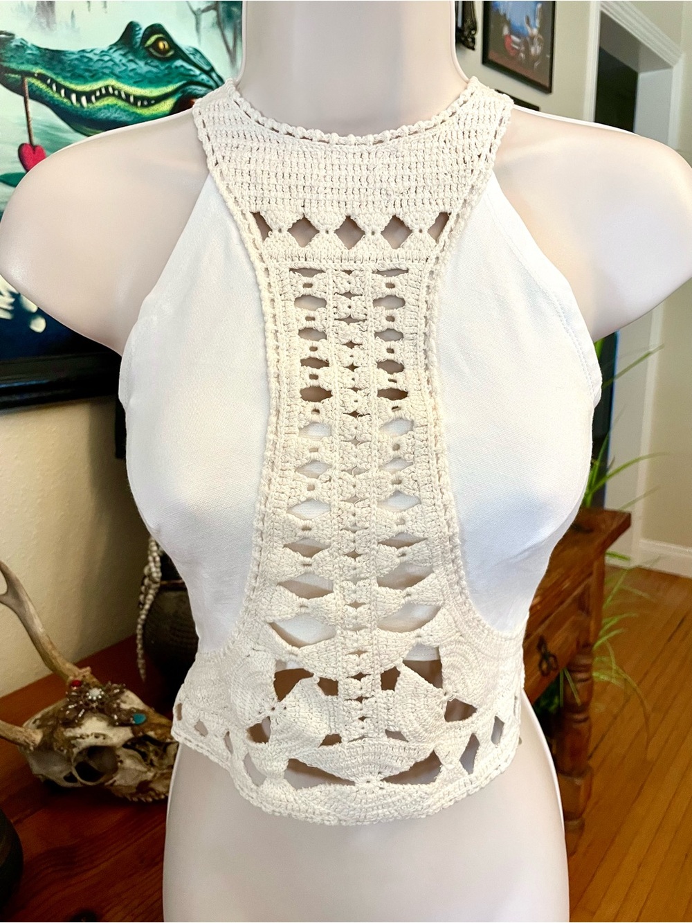 Gimmicks by BKE White Crocheted Halter Top Boho L